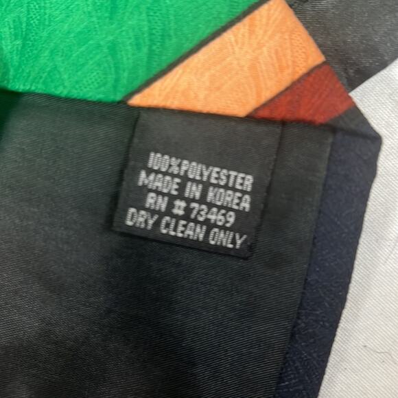 Loony tunes fun tie with tweety and Sylvester the cat - Picture 9 of 10